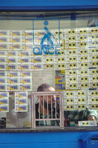 Selling lottery tickets, Spain