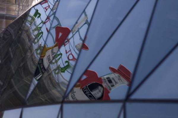 The famous Tio Pepe advertisement reflected in the modern Sol subway station | Puerta del Sol | Spagna