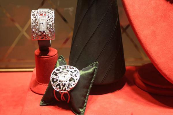 Foto van Example of integration of jewellery and watchesGenÃ¨ve - Zwitserland