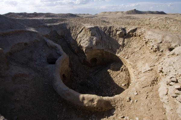Beni Makhan mosque with cistern, Turkmenistan